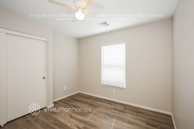 Foto del edificio - 8392 W Sapphire St