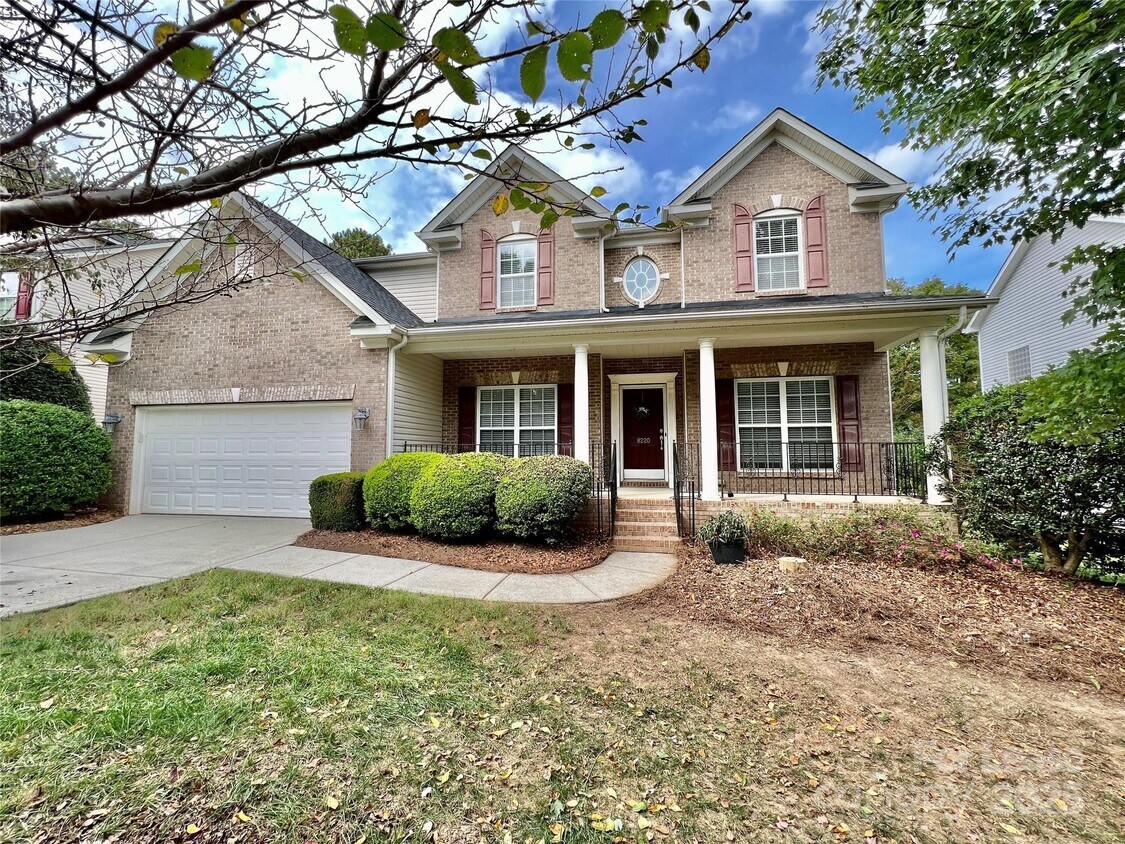 Foto principal - 8220 Brisbin Drive