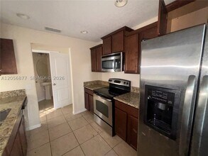 Building Photo - 360 Carina Cir