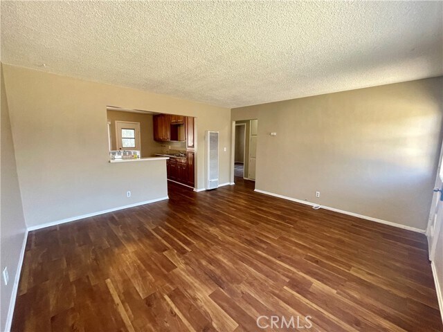 Building Photo - 956 E Nocta St