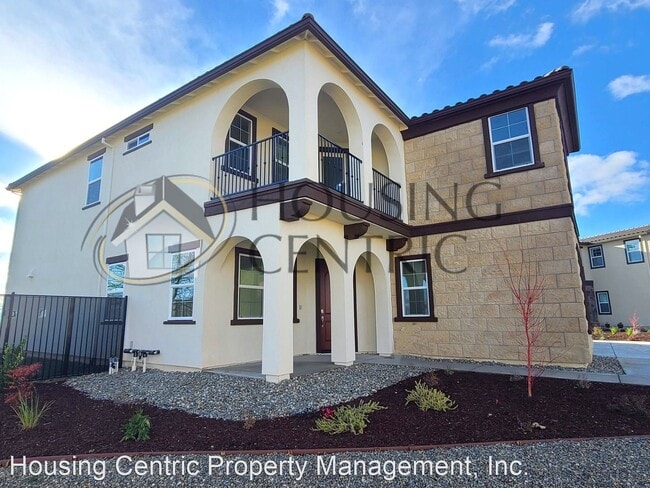 Building Photo - 4 br, 3.5 bath House - 1068 Trapani Ln