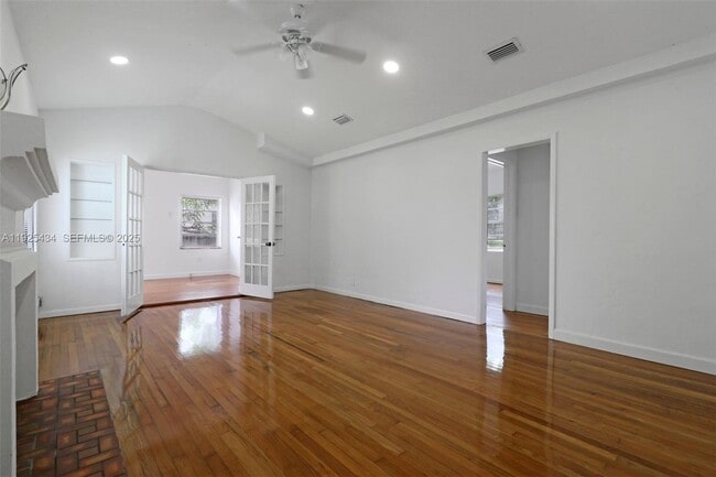 Foto del edificio - 4630 SW 13th Terrace