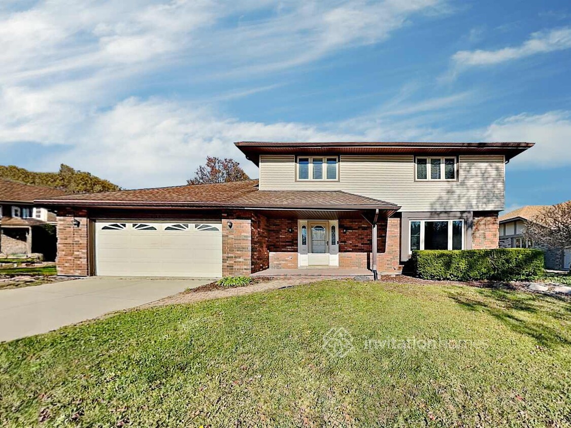 Foto principal - 8260 Bromley St