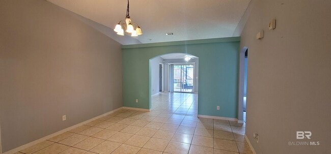 Building Photo - 1008 Summerton Dr