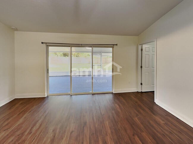 Foto del edificio - 3826 Bayshore Cir