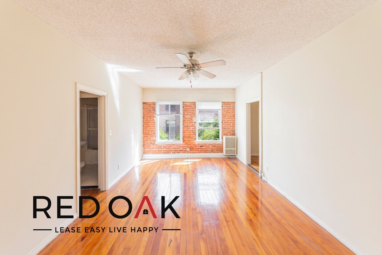 Foto principal - 835 S Oxford Ave