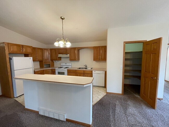 Foto del edificio - Large and Spacious Duplex