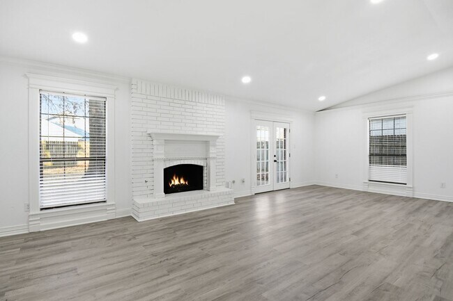 Foto del edificio - 4 Bed | 2 Bath in Broken Arrow!