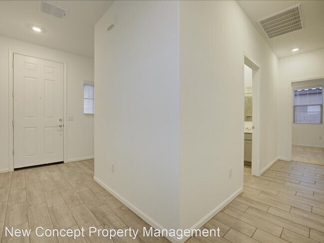 Building Photo - 4 br, 2 bath House - 6804 E. Camino Naife