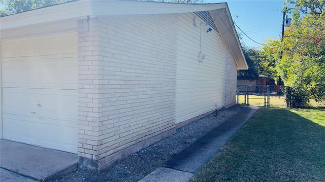 Foto del edificio - 12117 Sunland St