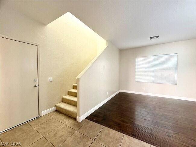 Building Photo - 7109 Mercurio Ave