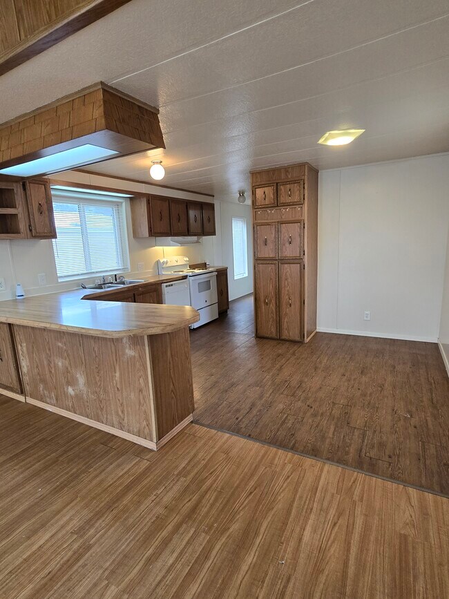 Foto del edificio - 2020 U.A. Avenue Emmett