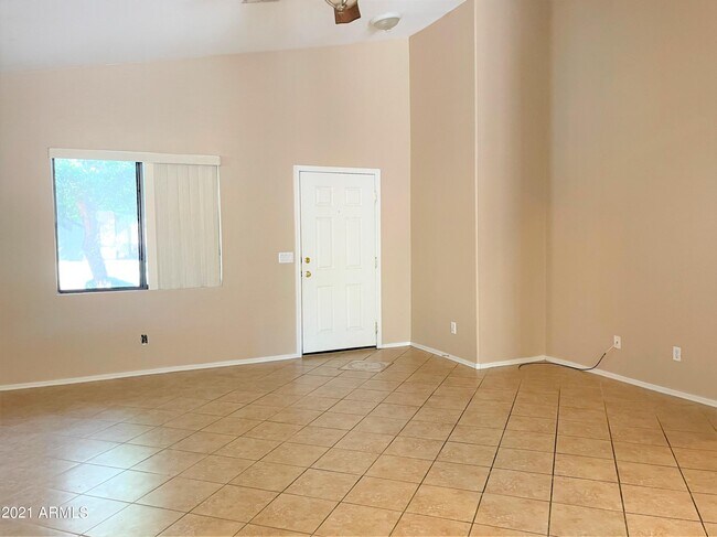 Building Photo - 2611 W Novak Way