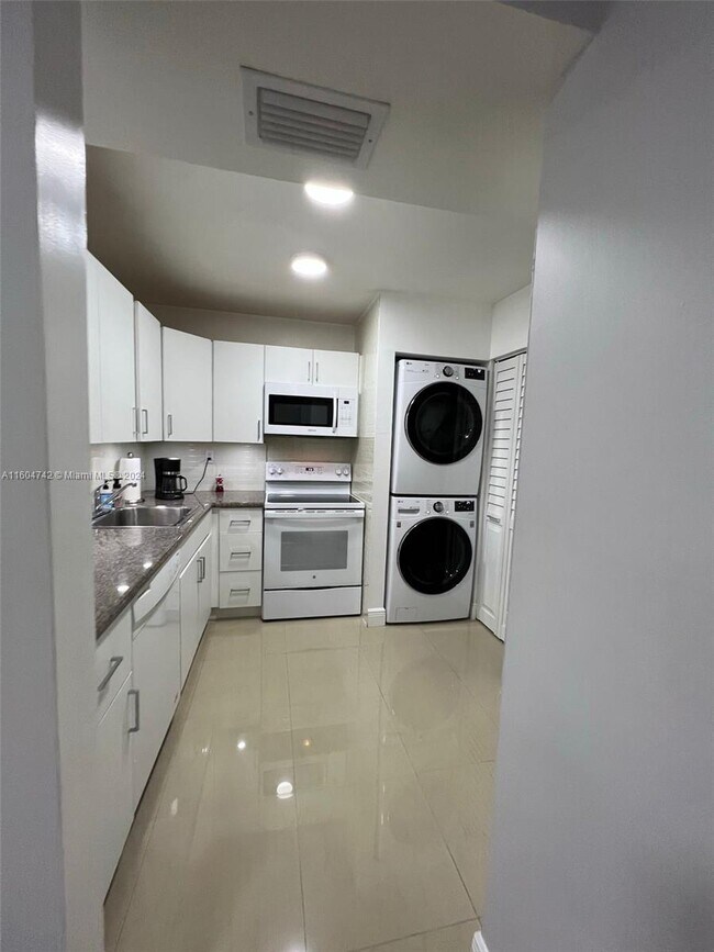 Foto del edificio - 6901 SW 129th Ave