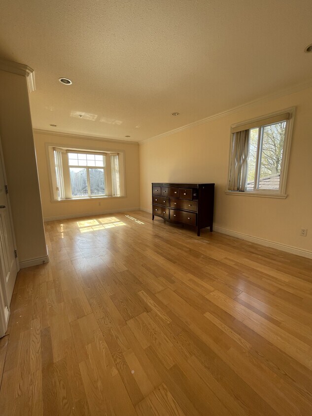 Photo principale - 3385 E 24th Ave