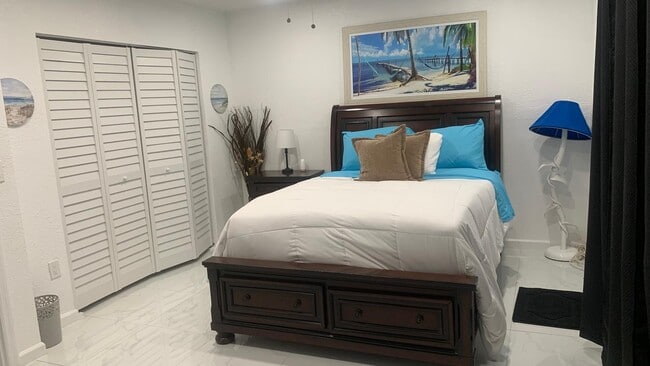 Foto del edificio - 3041 NW 185th Ter