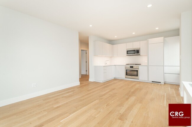 Building Photo - 123-125 Highland Ave. Unit 38G