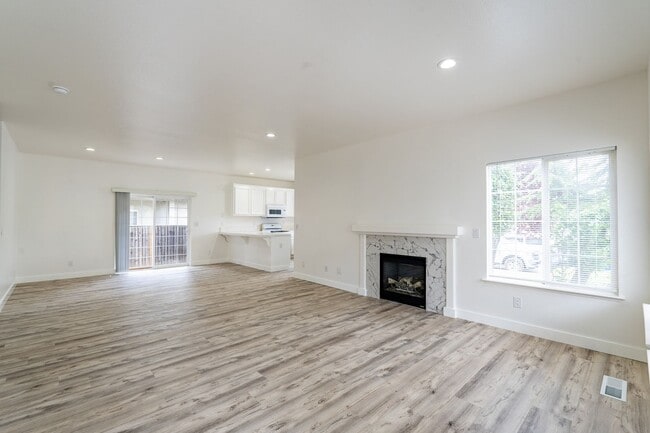 Building Photo - Beautifully remodeled, four-bedroom townho...