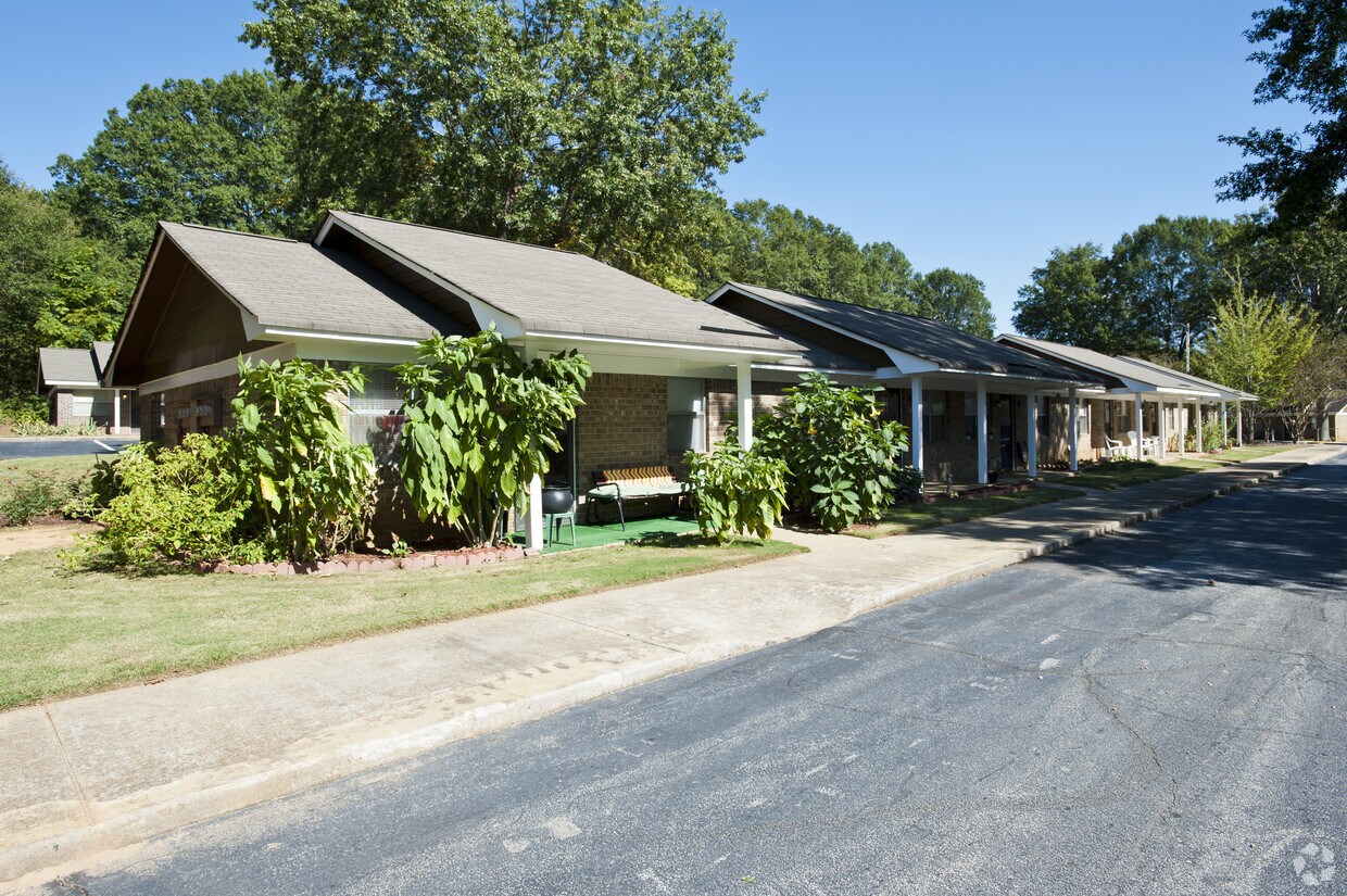Foto del edificio - Walton Village Apartments