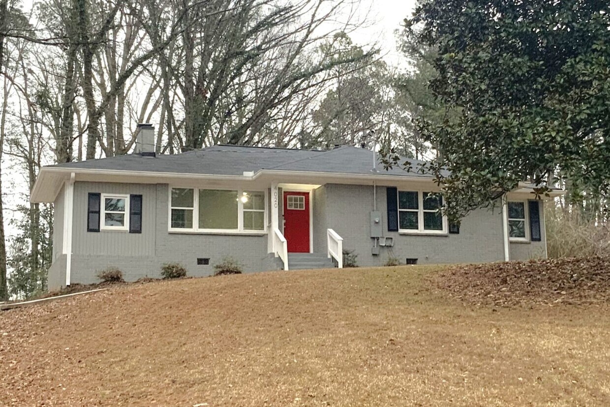 Primary Photo - 4020 Washington Rd