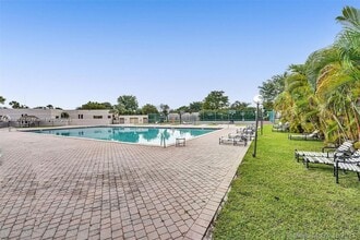 Building Photo - 8540 SW 133rd Avenue Rd