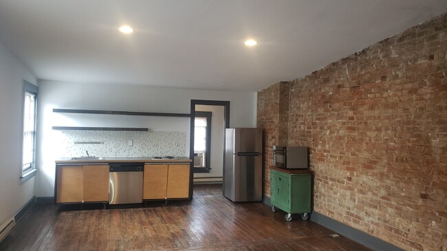 Foto del edificio - 1531 Elm St