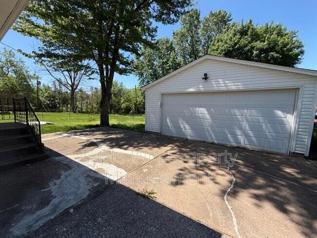 Foto del edificio - 185 St Eugene Ln