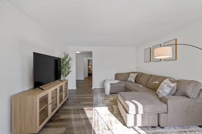 Foto del edificio - 3910 E Gatewood Ln