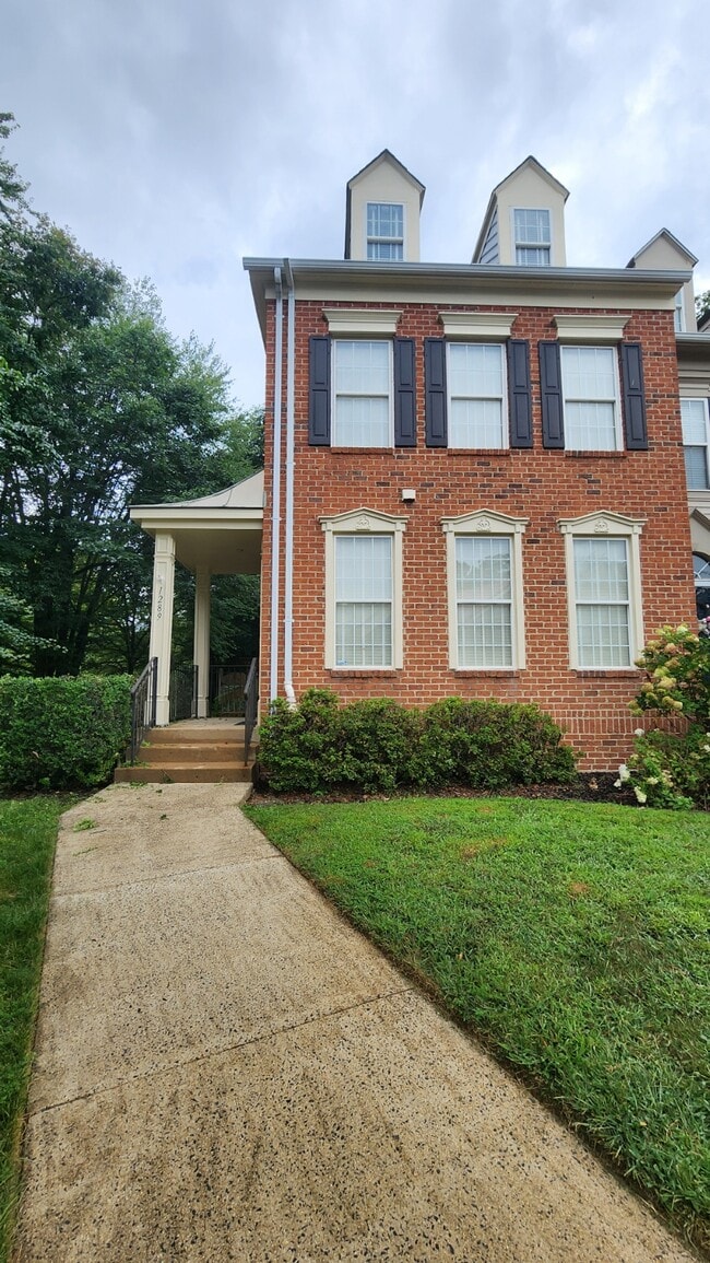 Building Photo - 1289 Vintage Pl