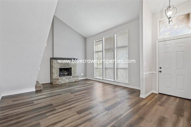 Foto del edificio - 1806 Bristol Cove