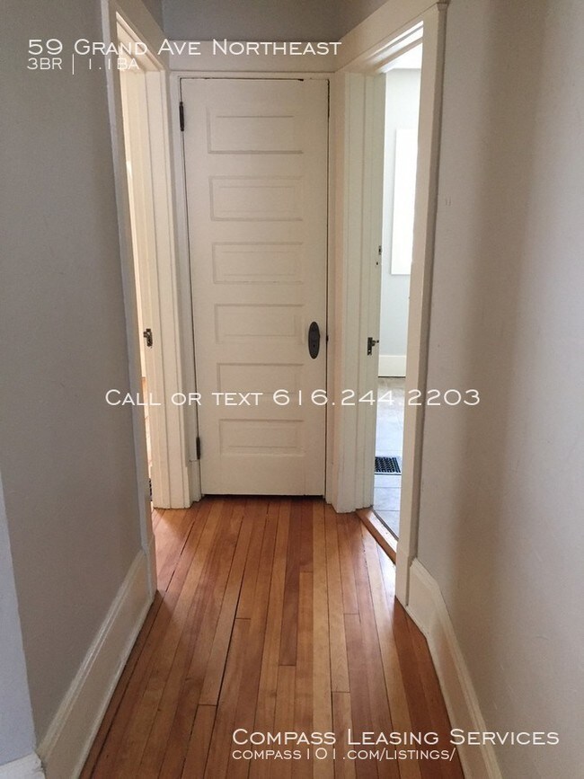 Foto del edificio - 59 Grand Ave NE