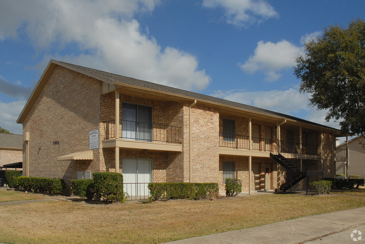 Primary Photo - Briarwood II Apartments