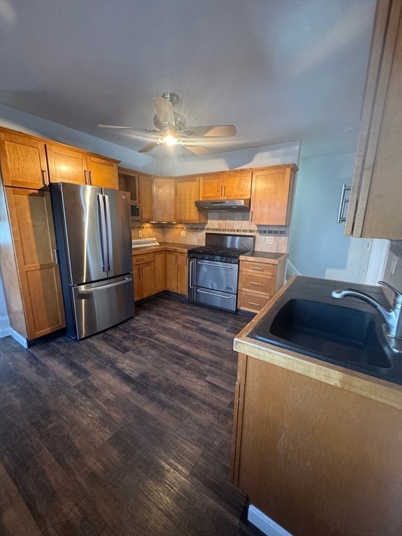 Primary Photo - 10 Caledonia Pl