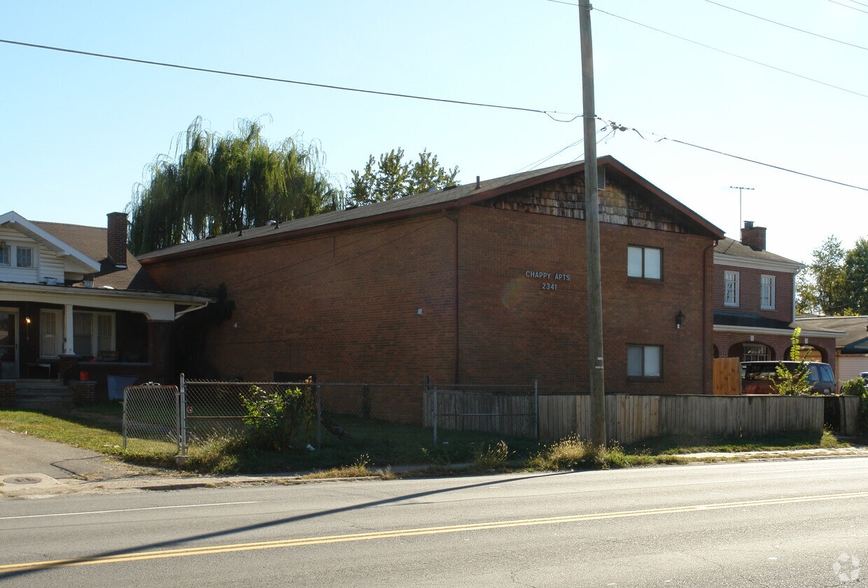 Foto principal - 2341 Adams Ave