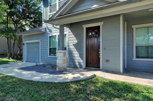 Foto del edificio - 3421 Blumie St