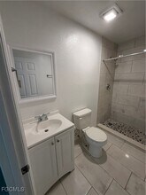 Building Photo - 1171 Laurel Dr