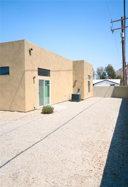 Foto del edificio - 60055 Overture Dr