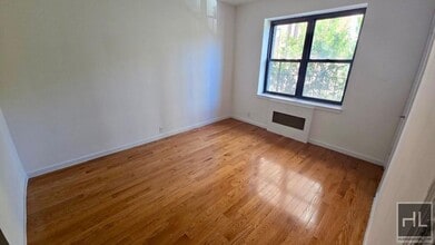 Building Photo - East 61 Street