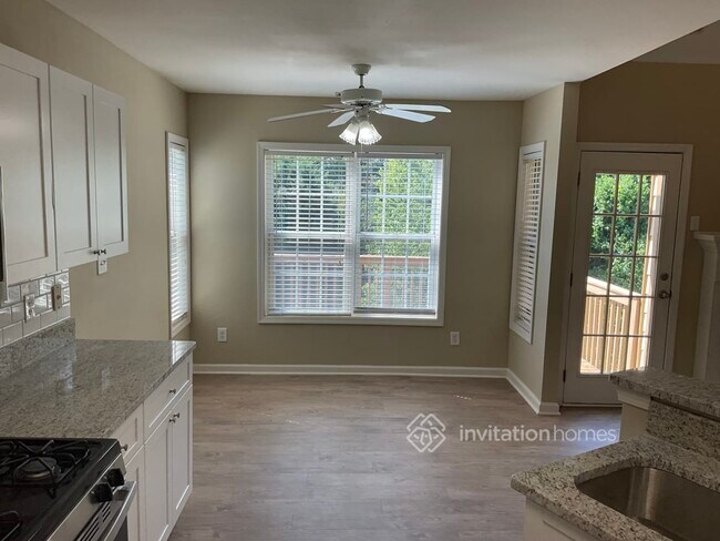 Foto del edificio - 3630 Mystic Dr