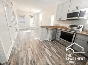 Building Photo - 1239 W Ohio St