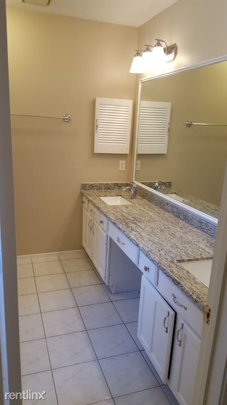 Building Photo - 3 br, 2 bath House - 7215 Thicket Trail Dr