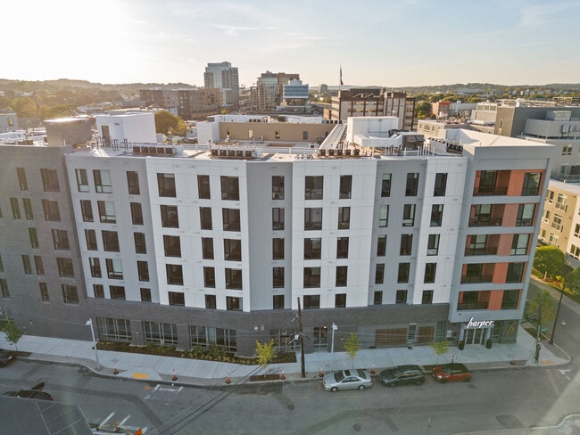 Harper - Harper Apartments
