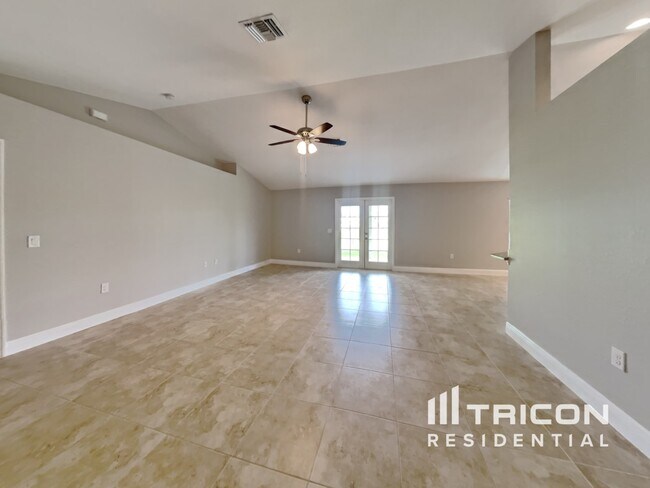 Building Photo - 27429 Tierra del Fuego Circle Punta Gorda FL