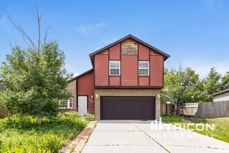 Building Photo - 645 Autumn Pl