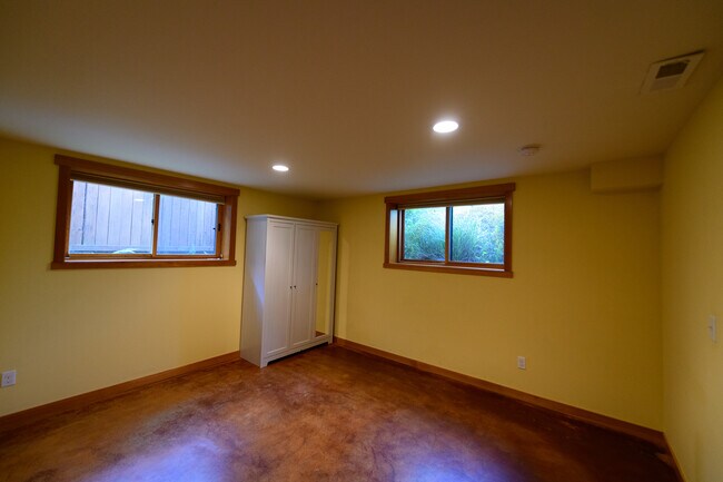Foto del edificio - 7732 37th Ave NE