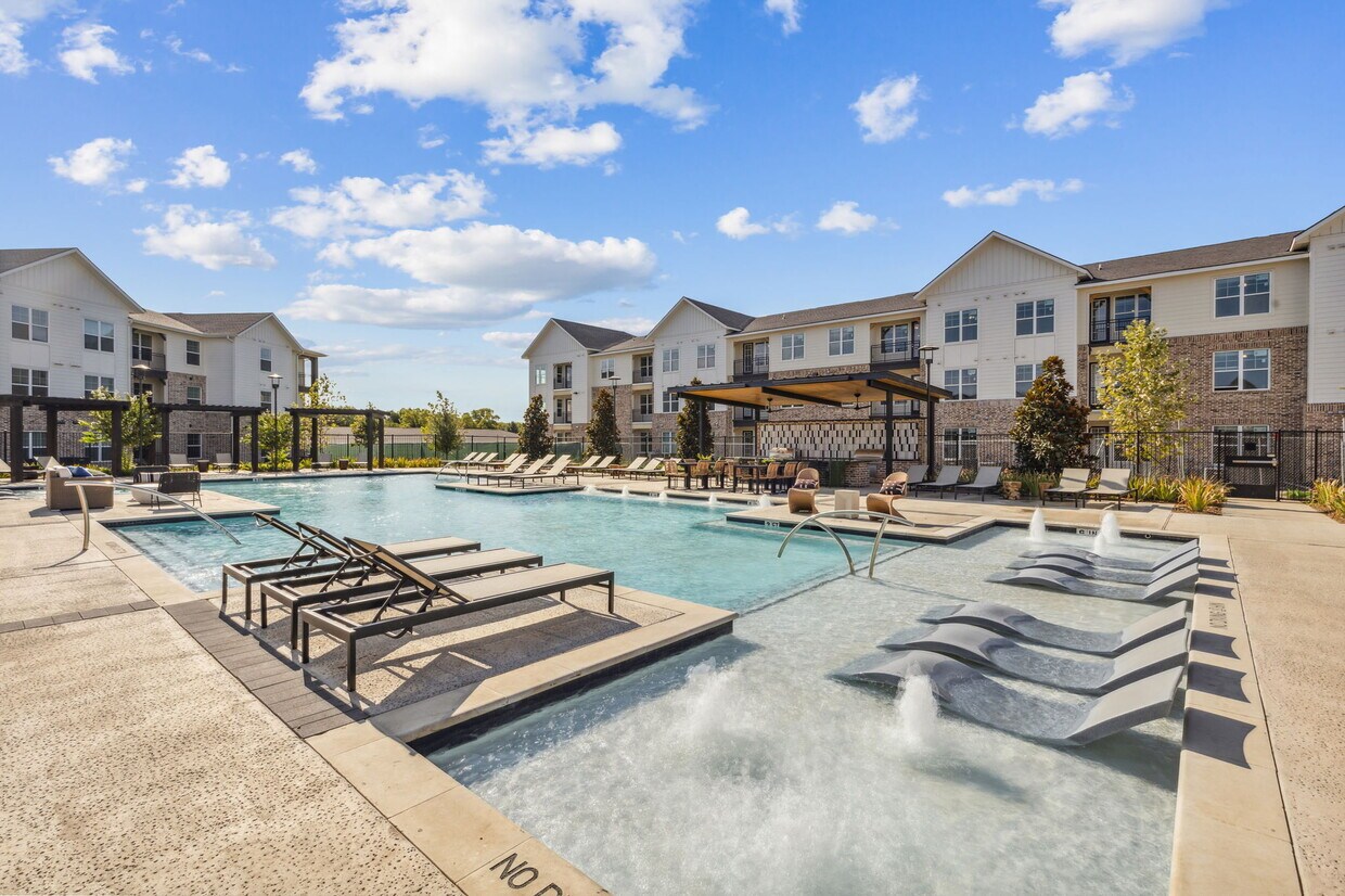 The Ellery at Westchester 4210 Dechman Dr Grand Prairie, TX