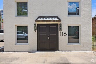 Building Photo - 116 S Roach St