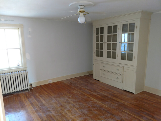 Building Photo - 11 WD Pennington