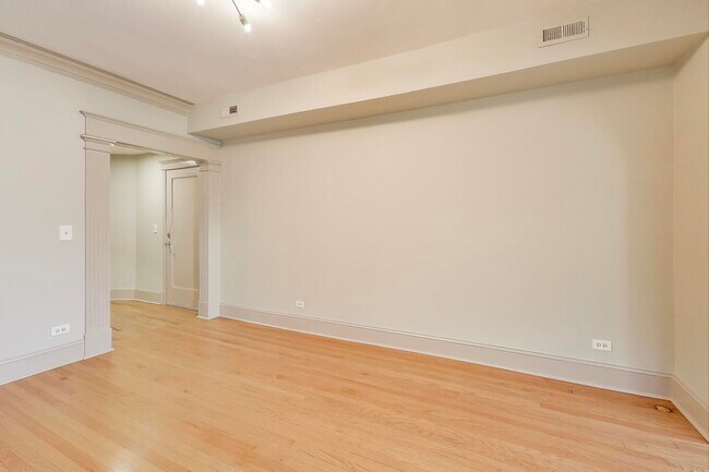 Foto del edificio - 6146 S Evans Ave