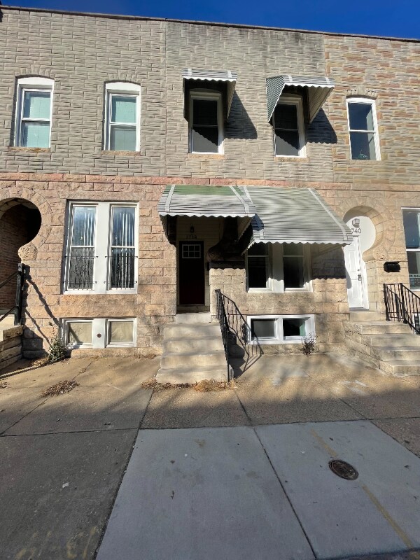 Building Photo - 1738 E Oliver St